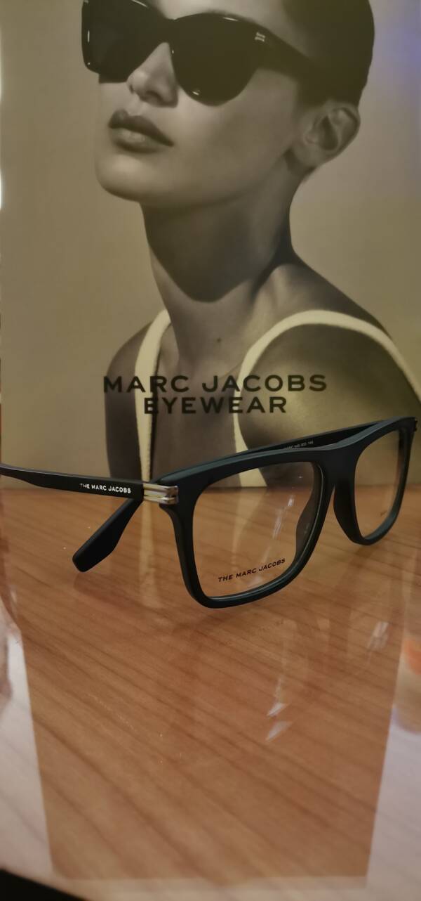 Marc Jacobs 545