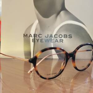 Marc Jacobs 483