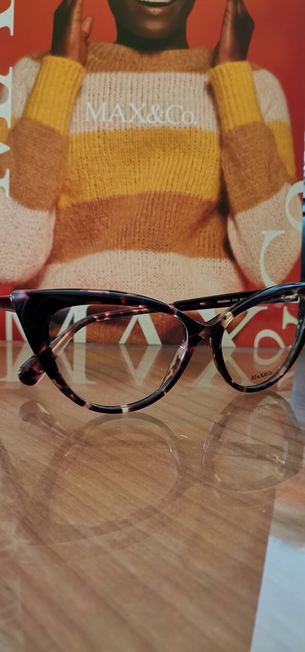 Max & Co. 5046