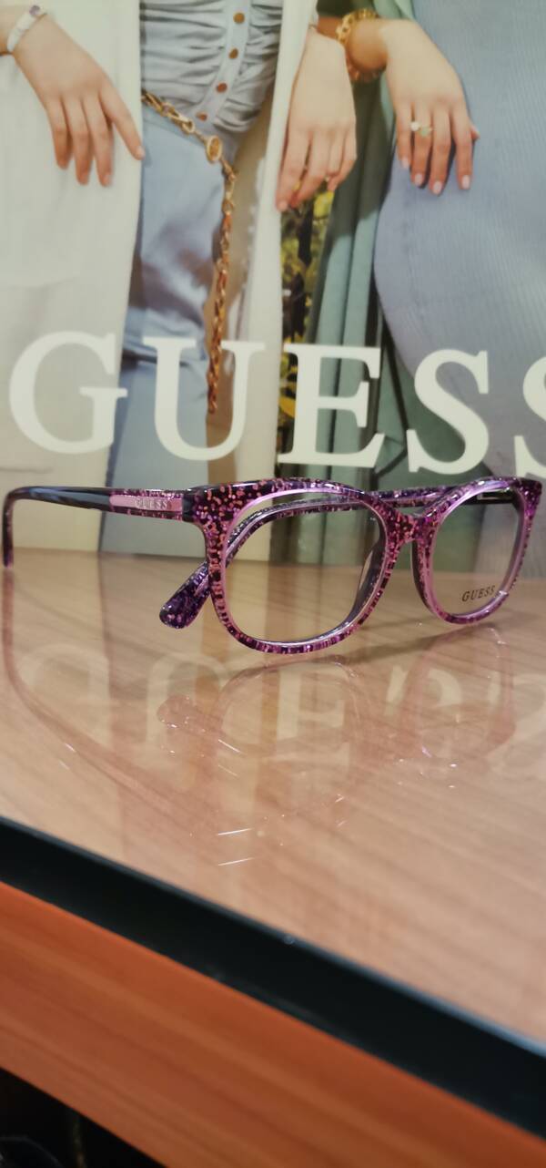 Guess 9181