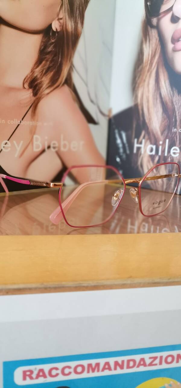 Vogue 4196