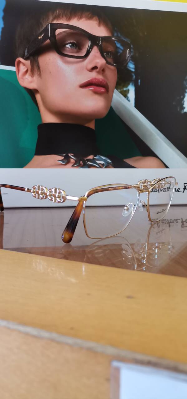Salvatore Ferragamo 2218