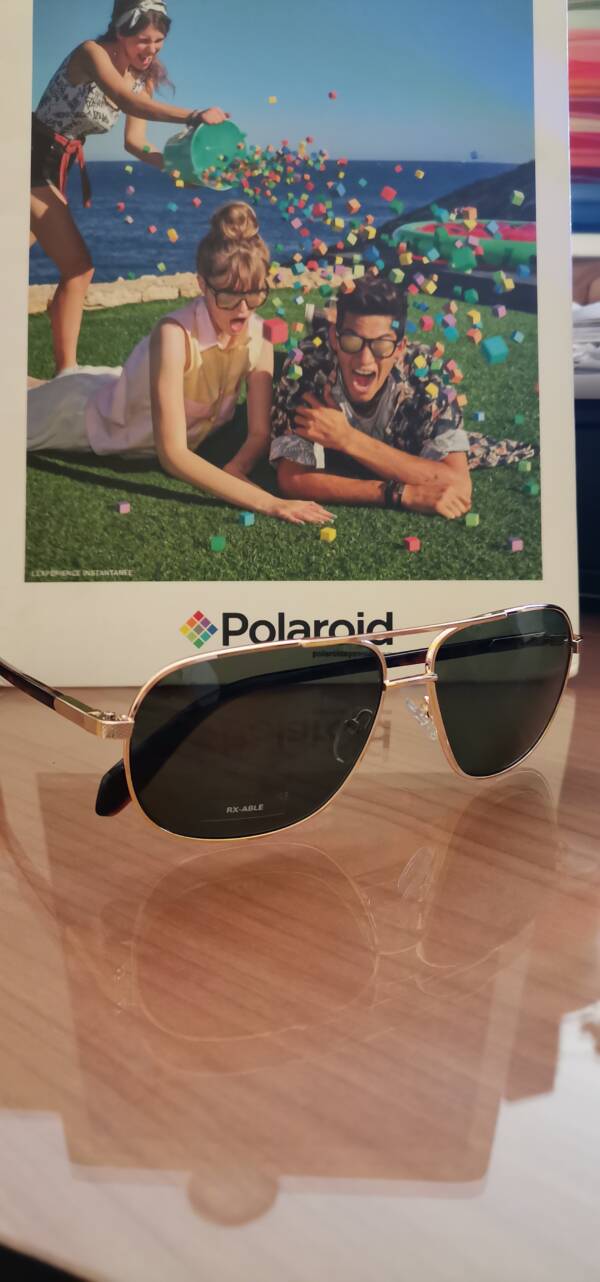 Polaroid 2074