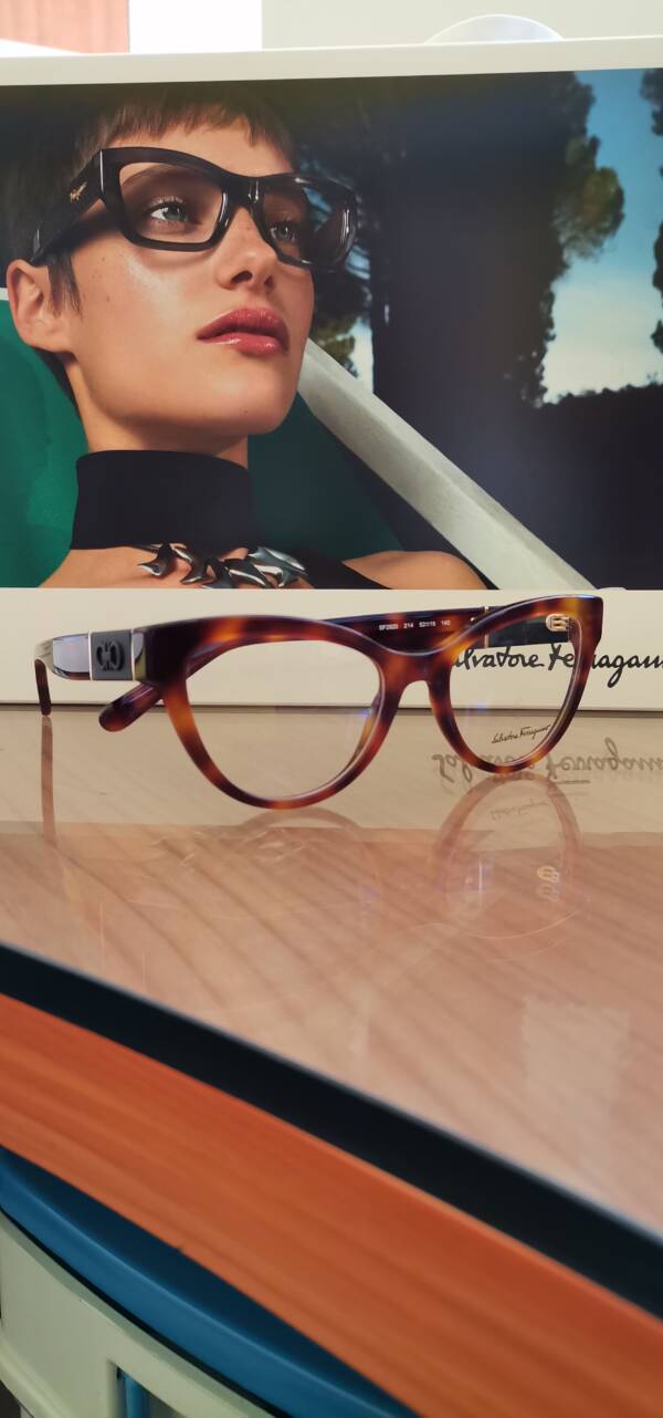 Salvatore Ferragamo 2920