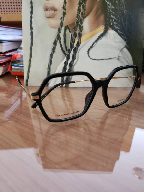 Marc Jacobs 615