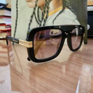 Marc Jacobs 670