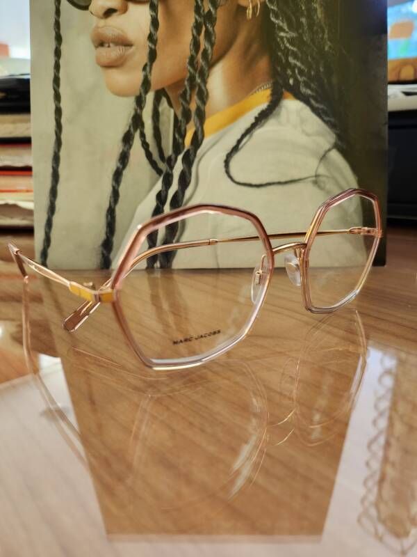 Marc Jacobs 667
