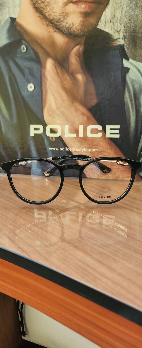 Police F10 - immagine 3