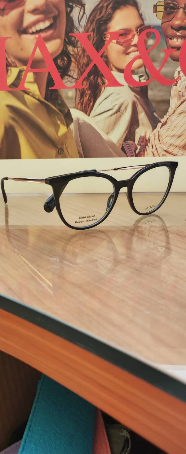 Max & Co. 5050