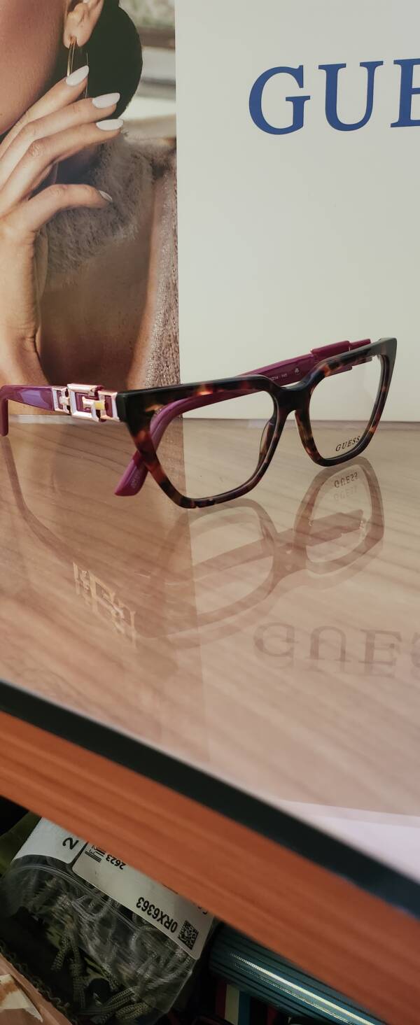 Guess 2985