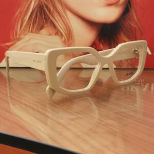 Prada A04