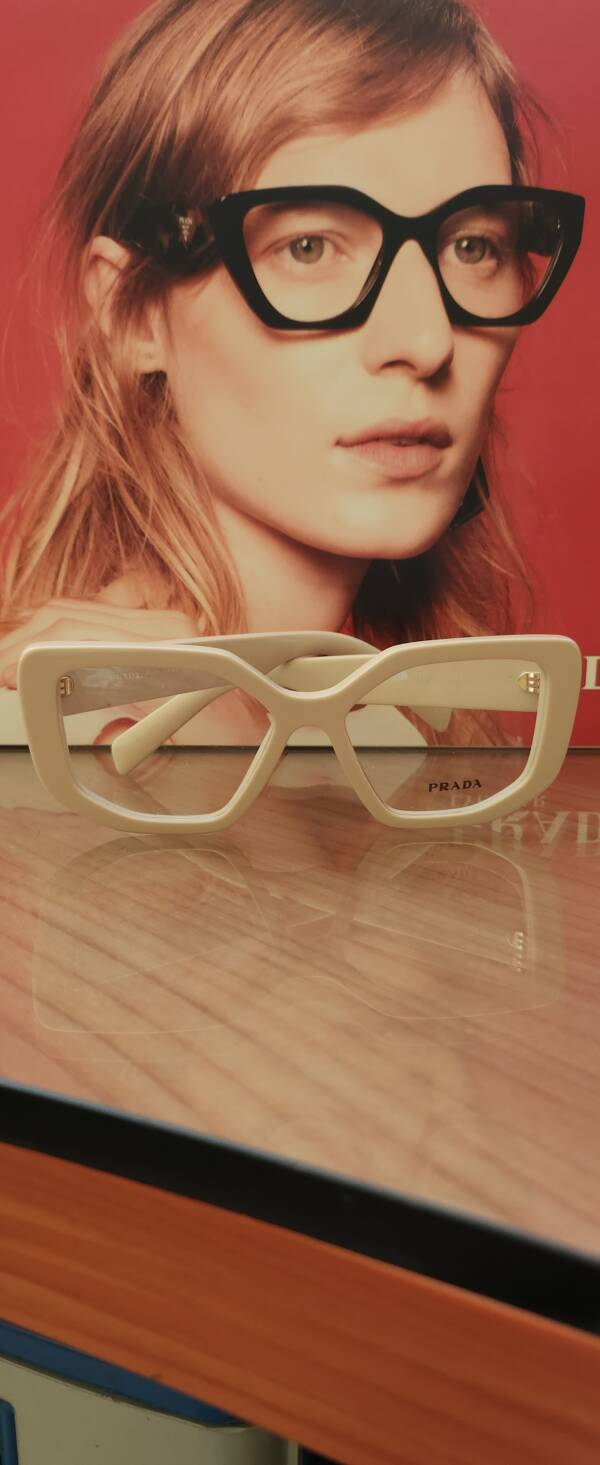 Prada A04 - immagine 3