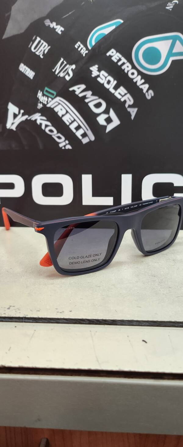 Police 136 - immagine 3