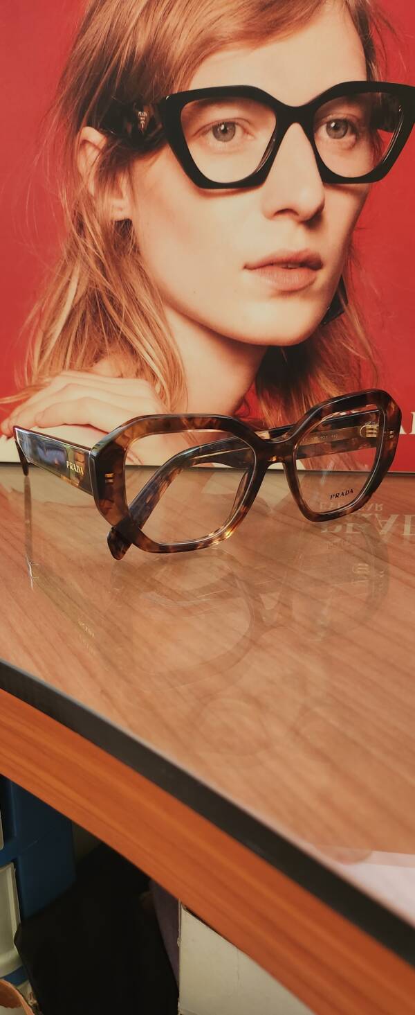 Prada A07