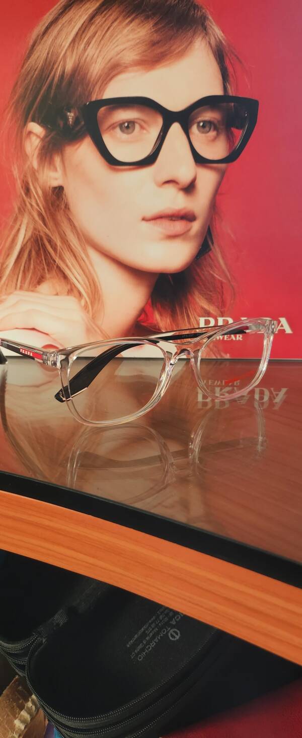 Prada 05P