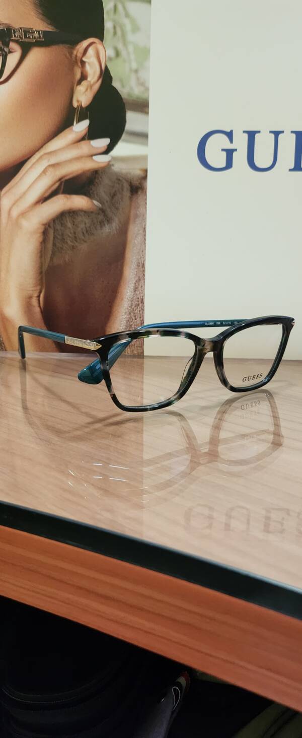 Guess 2880