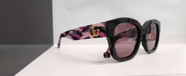 Gucci 1550