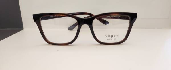 Vogue 5556 - immagine 3