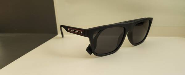 Burberry 4402
