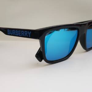 Burberry 4402