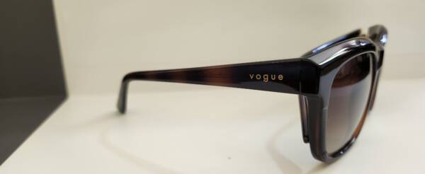 Vogue 5557 - immagine 2
