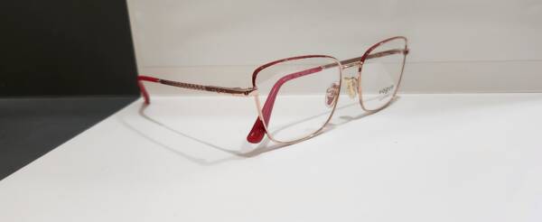 Vogue 4307