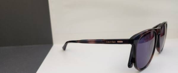 Calvin Klein 24508 - immagine 2