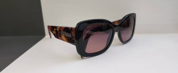 Prada A08