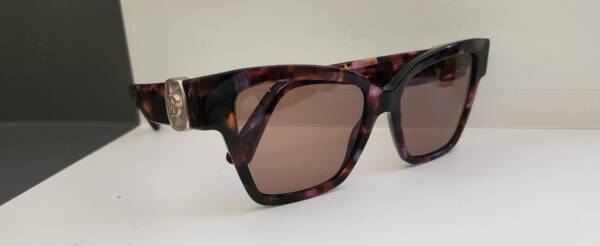 Dolce & Gabbana 4470