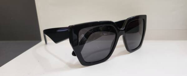 Dolce & Gabbana 4438