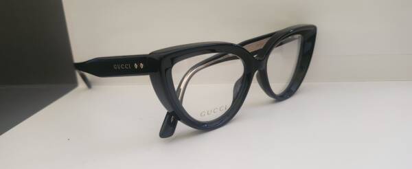 Gucci 1530