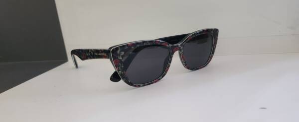Dolce & Gabbana 4427