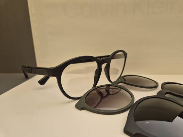 Emporio Armani 4152