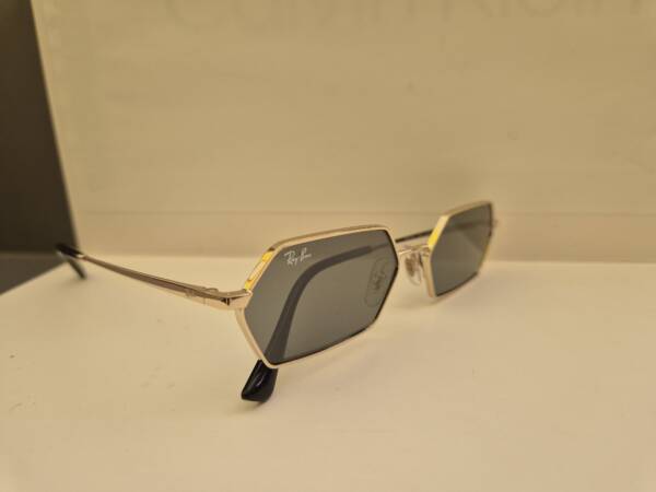 Ray Ban 3728