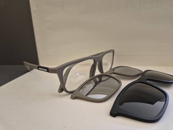 Emporio Armani 4160