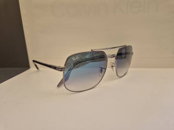 Ray Ban 3699
