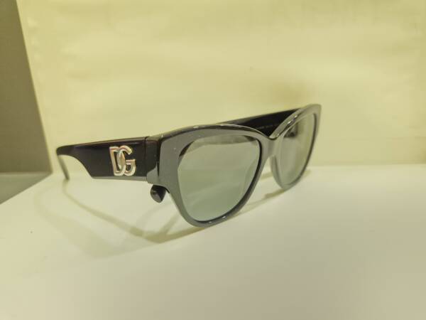 Dolce & Gabbana 4449