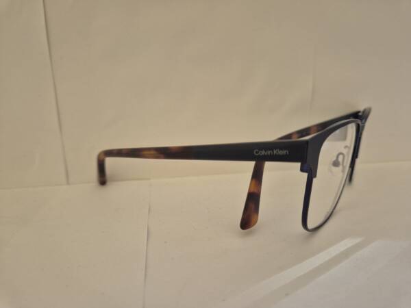 Calvin Klein 23129 - immagine 2