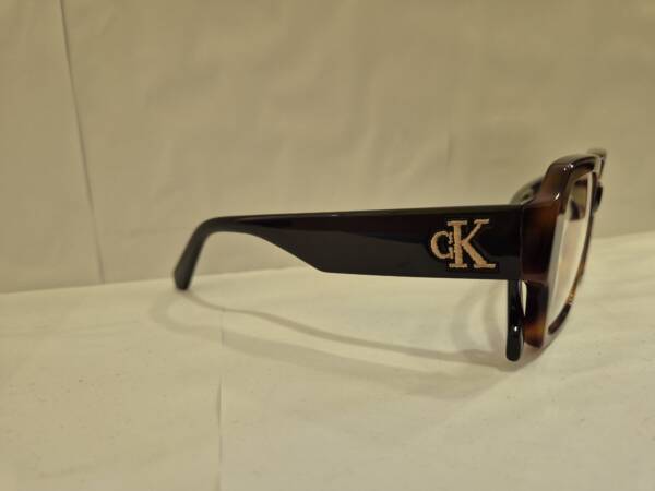 Calvin Klein 24635 - immagine 2