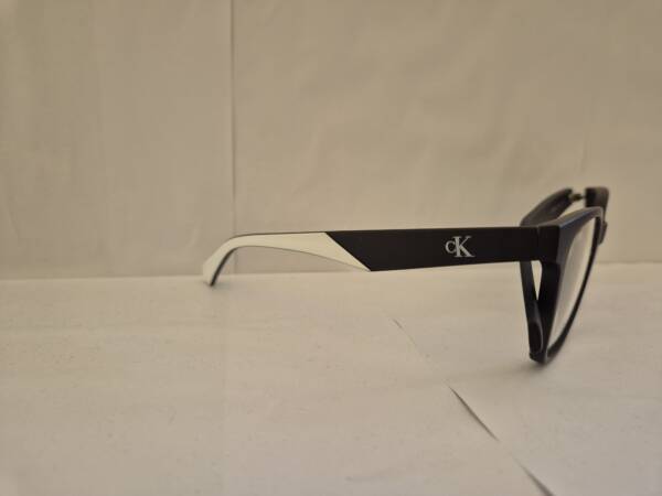 Calvin Klein 24306 - immagine 2