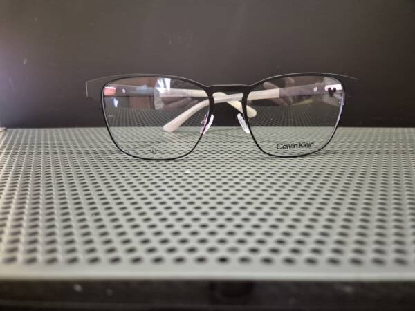 Calvin Klein 23129 - immagine 3