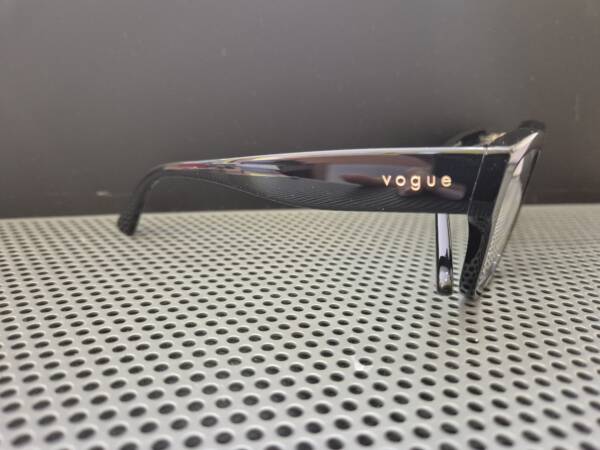 Vogue 5605 - immagine 2