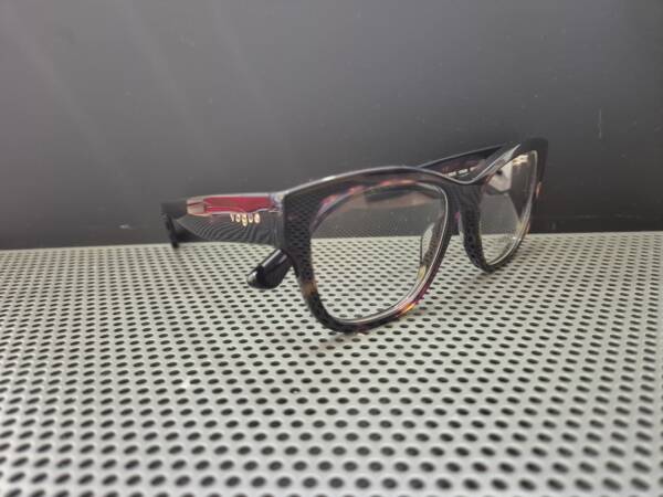 Vogue 5605