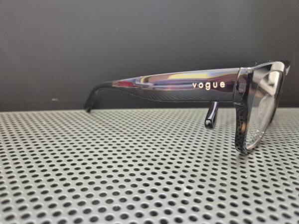 Vogue 5605 - immagine 2